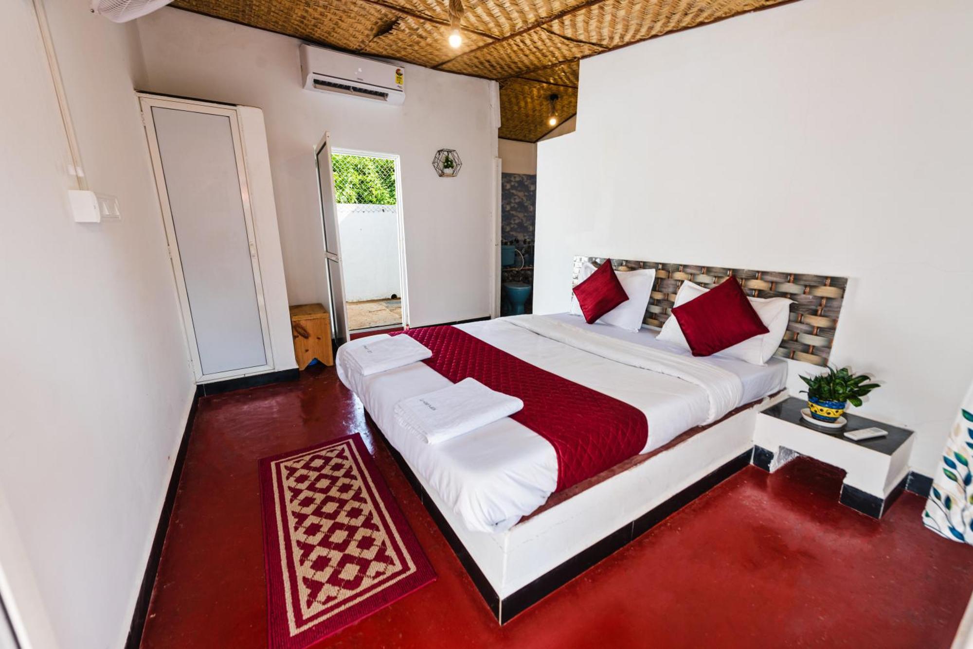 Hotel La Paulo'S Near Beach Resort มอร์จิม ภายนอก รูปภาพ